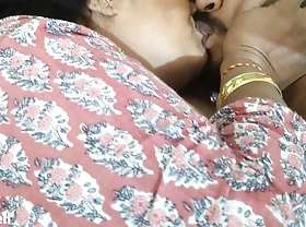 milf Bhabhi Fucked me 18+